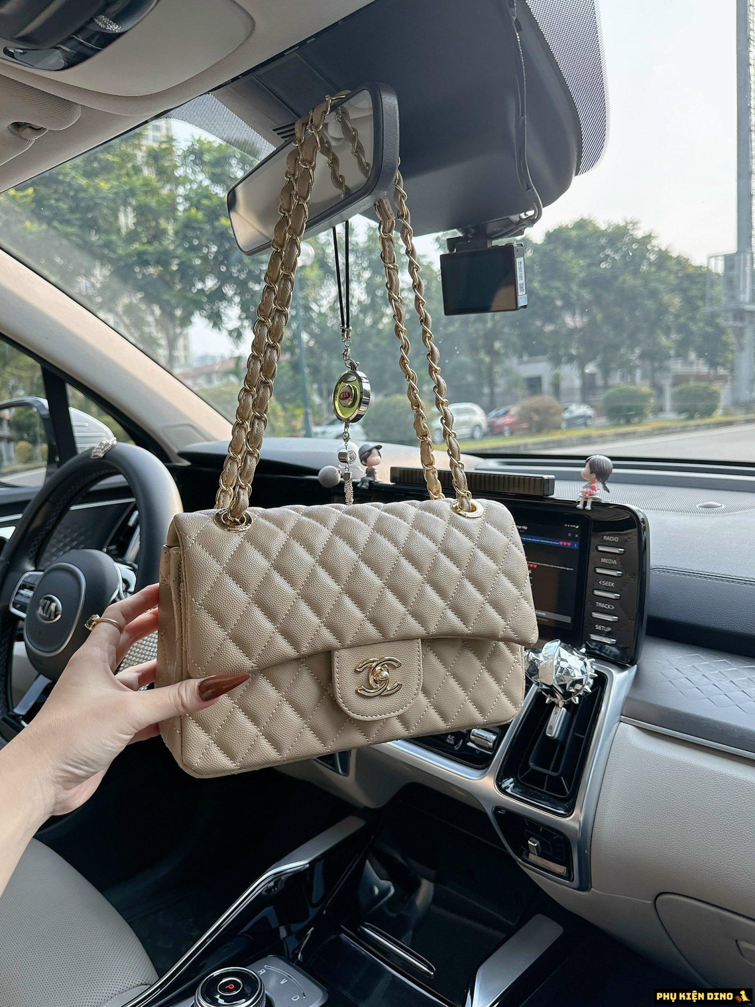 Túi Chanel Classic CC Da Caviar Khóa Vàng 2 Màu Đen Kem 3 Túi Chanel Classic CC Da Caviar Khóa Vàng Màu Kem