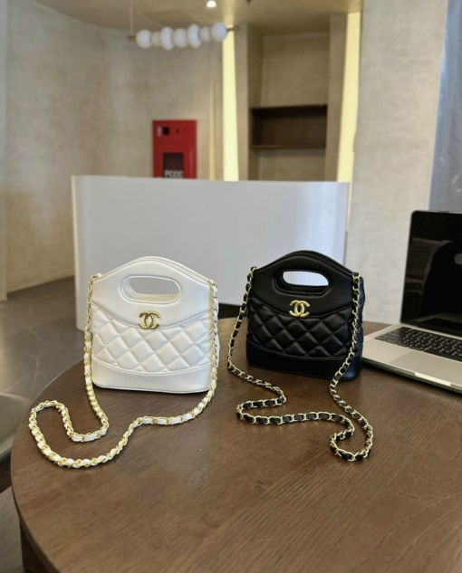 Túi Chanel CN Mini Bag Màu Trắng Đen Da Lambskin