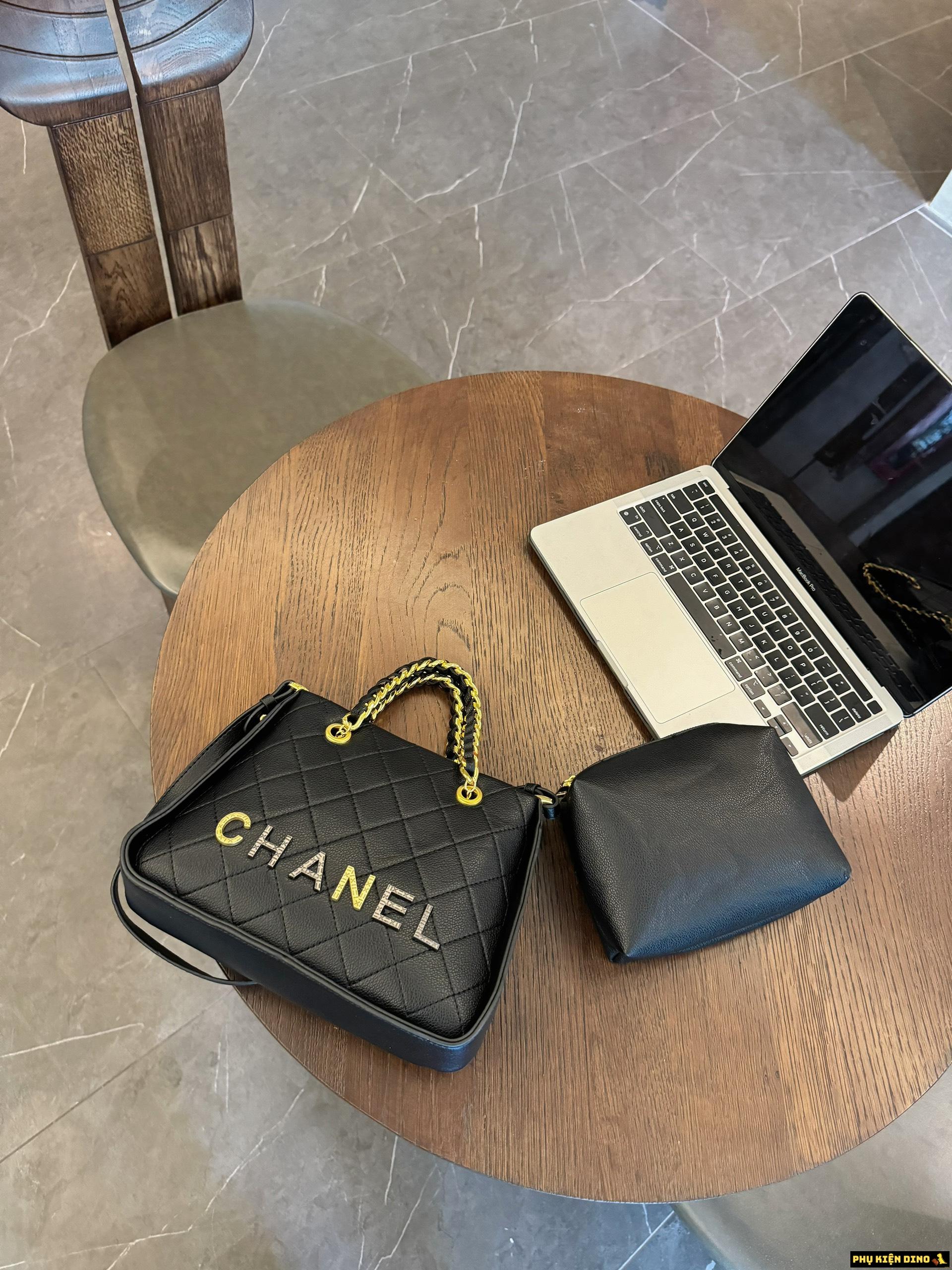 Túi Chanel Công Sở Kèm Dây Size 23 Màu Trắng Đen 8 Túi Chanel Công Sở Kèm Dây Size 23 Màu Đen