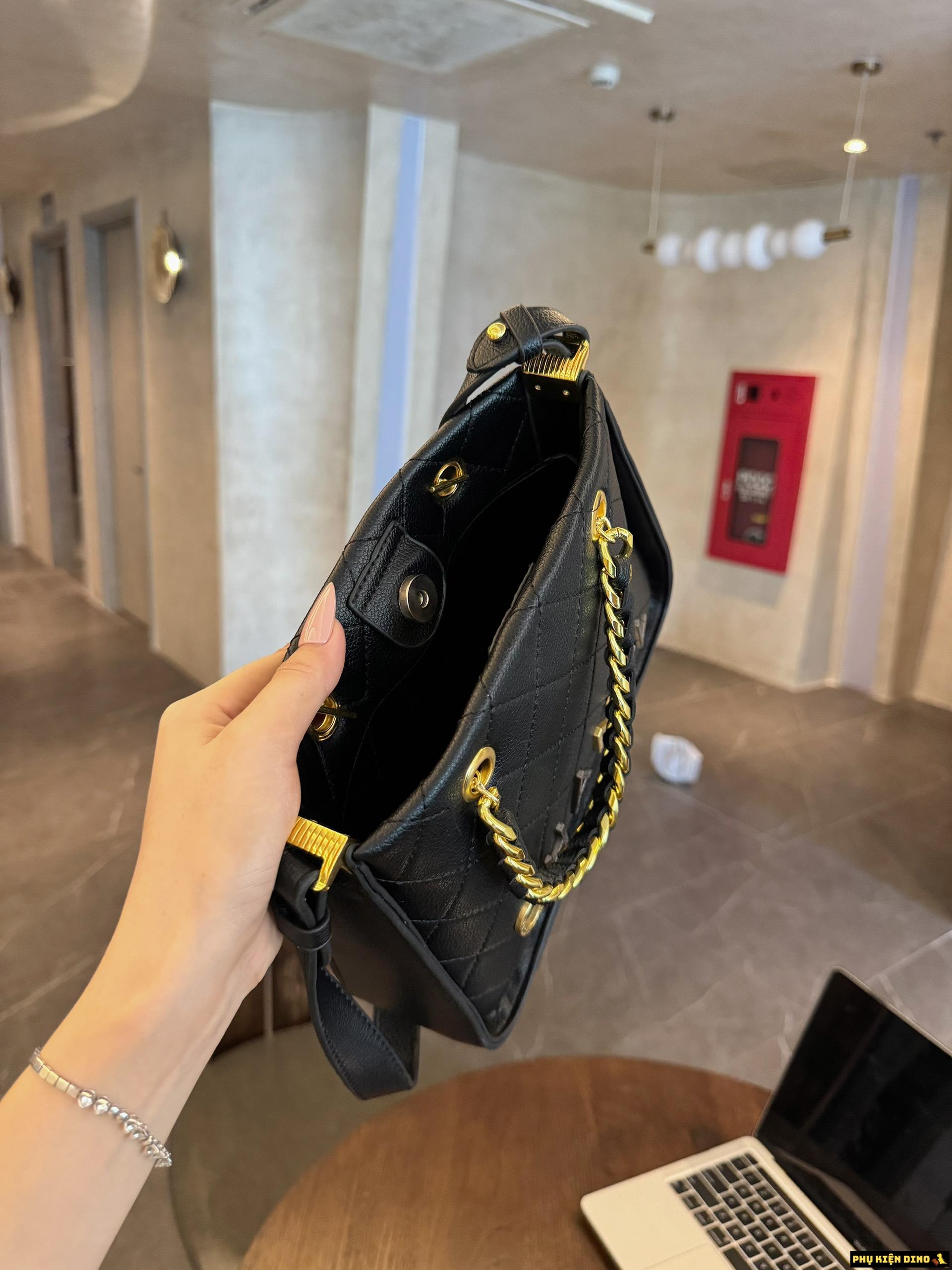 Túi Chanel Công Sở Kèm Dây Size 23 Màu Trắng Đen 9 Túi Chanel Màu Đen Kèm Dây