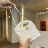 Túi Chanel Mini Bag Màu Trắng Dây Xích Vàng
