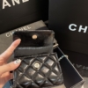 Túi Chanel Tay Cầm Dính Ngọc Mini 3 Màu Trắng Đen Hồng 19 Túi Chanel Mini Màu Đen