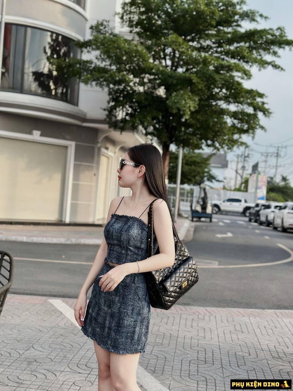 Túi Chanel Trám Khóa Xoay Da Mềm 3 Màu Trắng Đen Nâu 10 Túi Chanel Trám Màu Đen