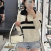 Túi Charles & Keith CNK Daylla Shoulder Bag 4 Màu Nâu Đen Denim Trắng 24 Túi Charles & Keith CNK Daylla Màu Trắng