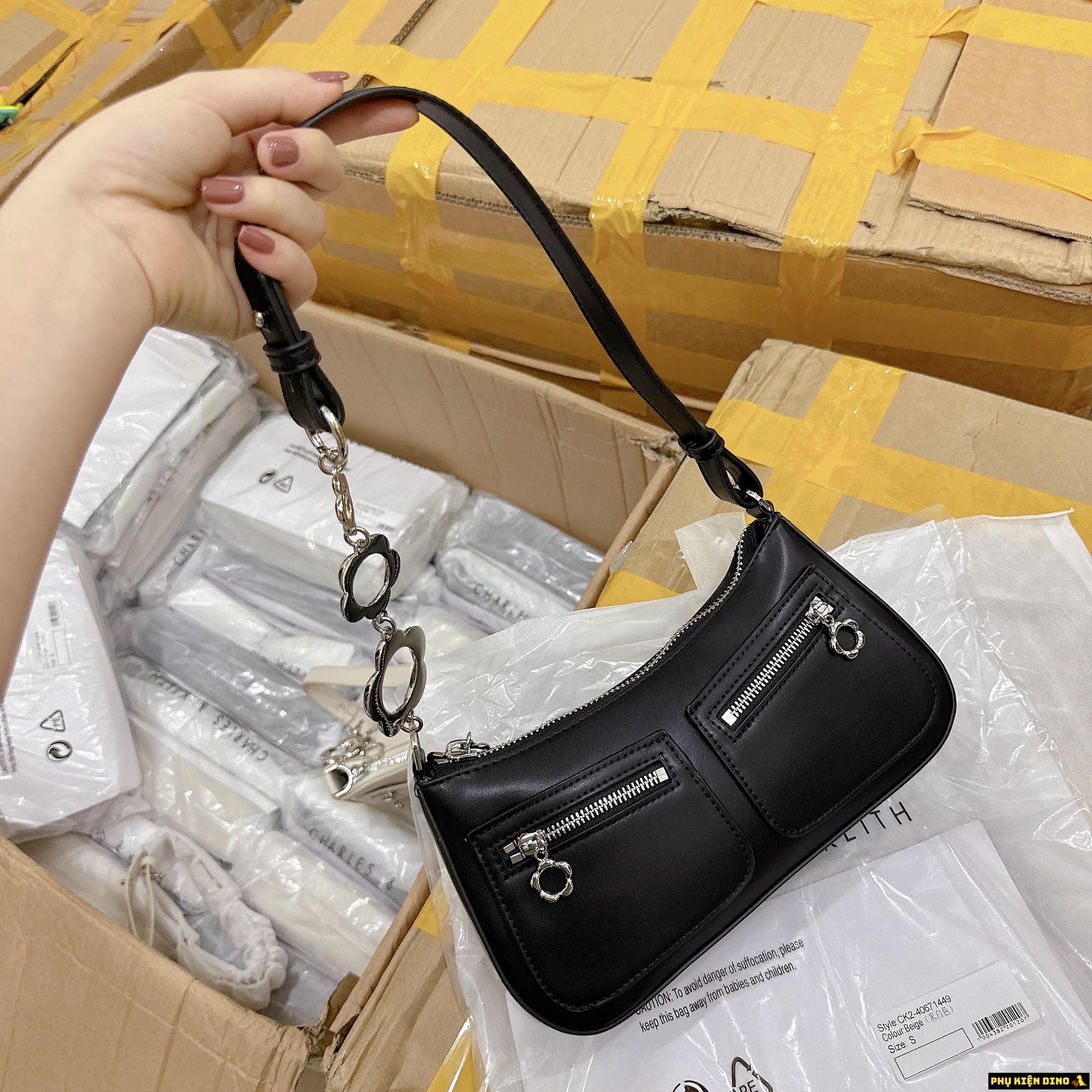 Túi Charles & Keith CNK Xích Hoa Flower Embellished Màu Đen Kem 4 Túi Charles & Keith CNK Xích Hoa Màu Đen