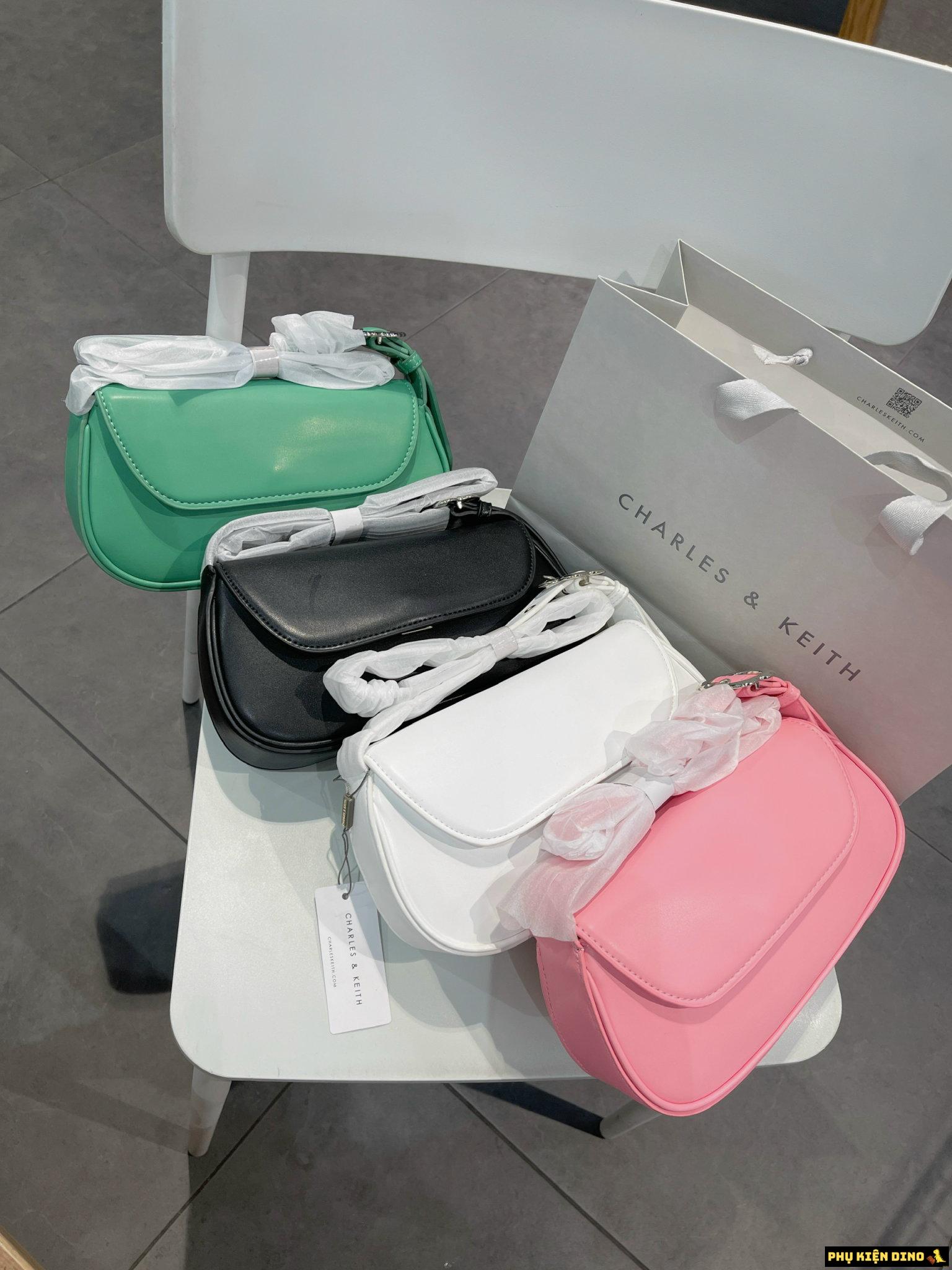 Túi Charles & Keith CNK Petra Asymmetrical Front Flap Bag 3 Túi CK 4 Màu Trắng Đen Hồng Xanh Lá