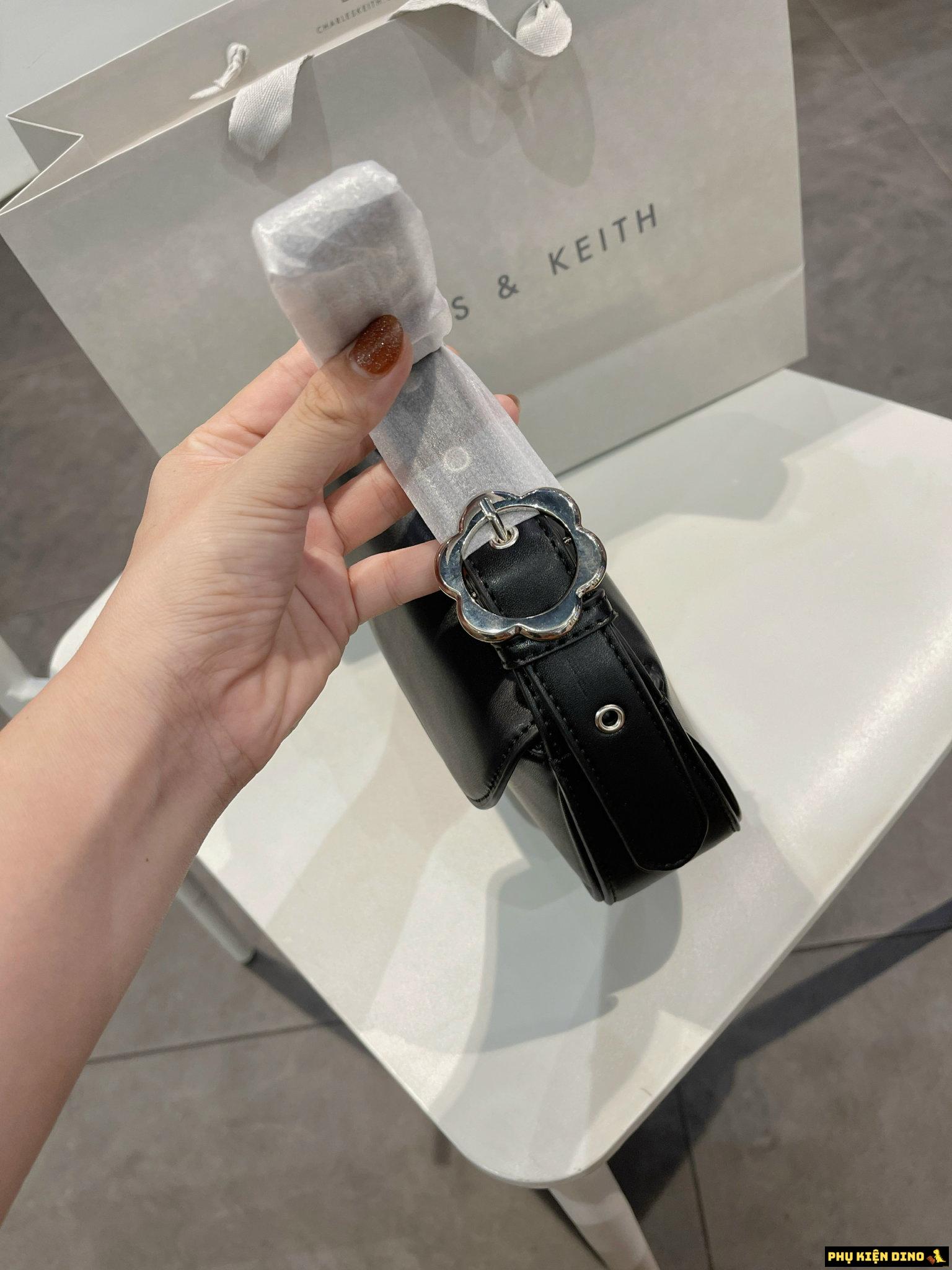 Túi Charles & Keith CNK Petra Asymmetrical Front Flap Bag 13 Túi CNK Petra Asymmetrical Front Black