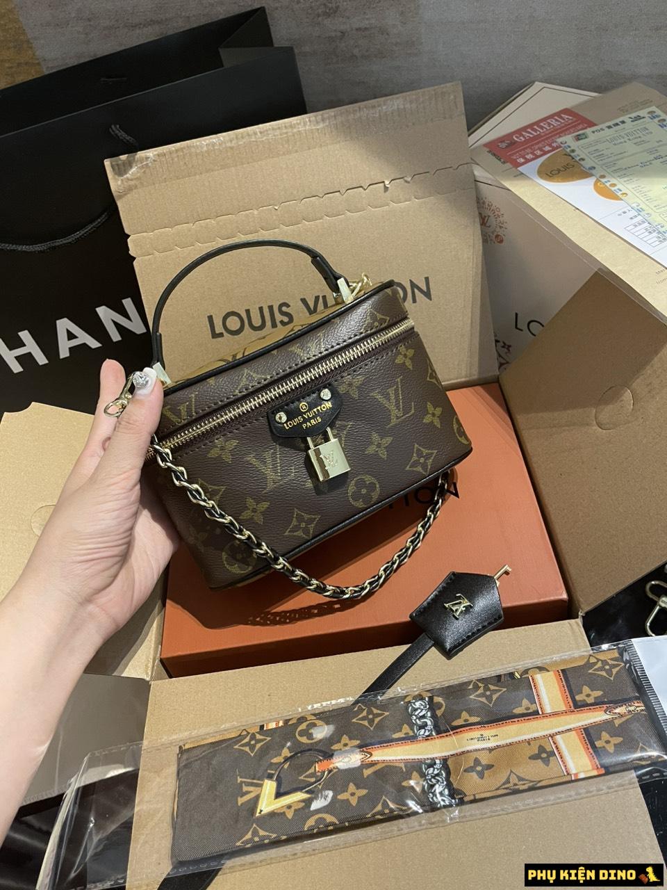 Túi Cốp Louis Vuitton LV Clutch Dáng Hộp Màu Nâu 8 Túi Cốp Louis Vuitton LV Clutch Dáng Hộp
