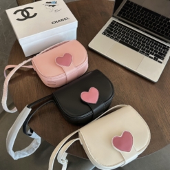 Túi Đeo Chéo Trái Tim Khóa Belt Xinh Xắn Hồng Đen Trắng