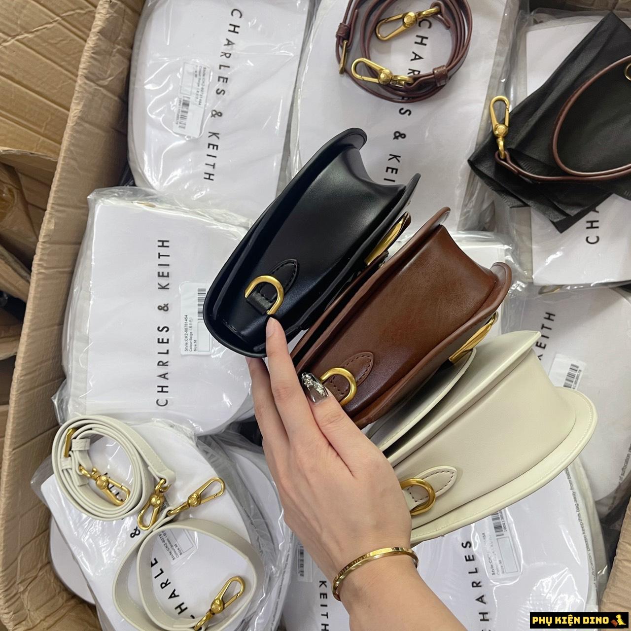 Túi Charles & Keith CNK Gabine Saddle Bag 3 Màu Trắng Đen Nâu 3 Túi Đeo Vai Nắp Gập CNK Saddle