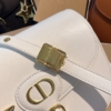 Túi Dior Bobby Medium Size 20 3 màu Đen Nâu Trắng TXN20004 21 Túi Dior Bobby Bag Latte Box Calfskin White