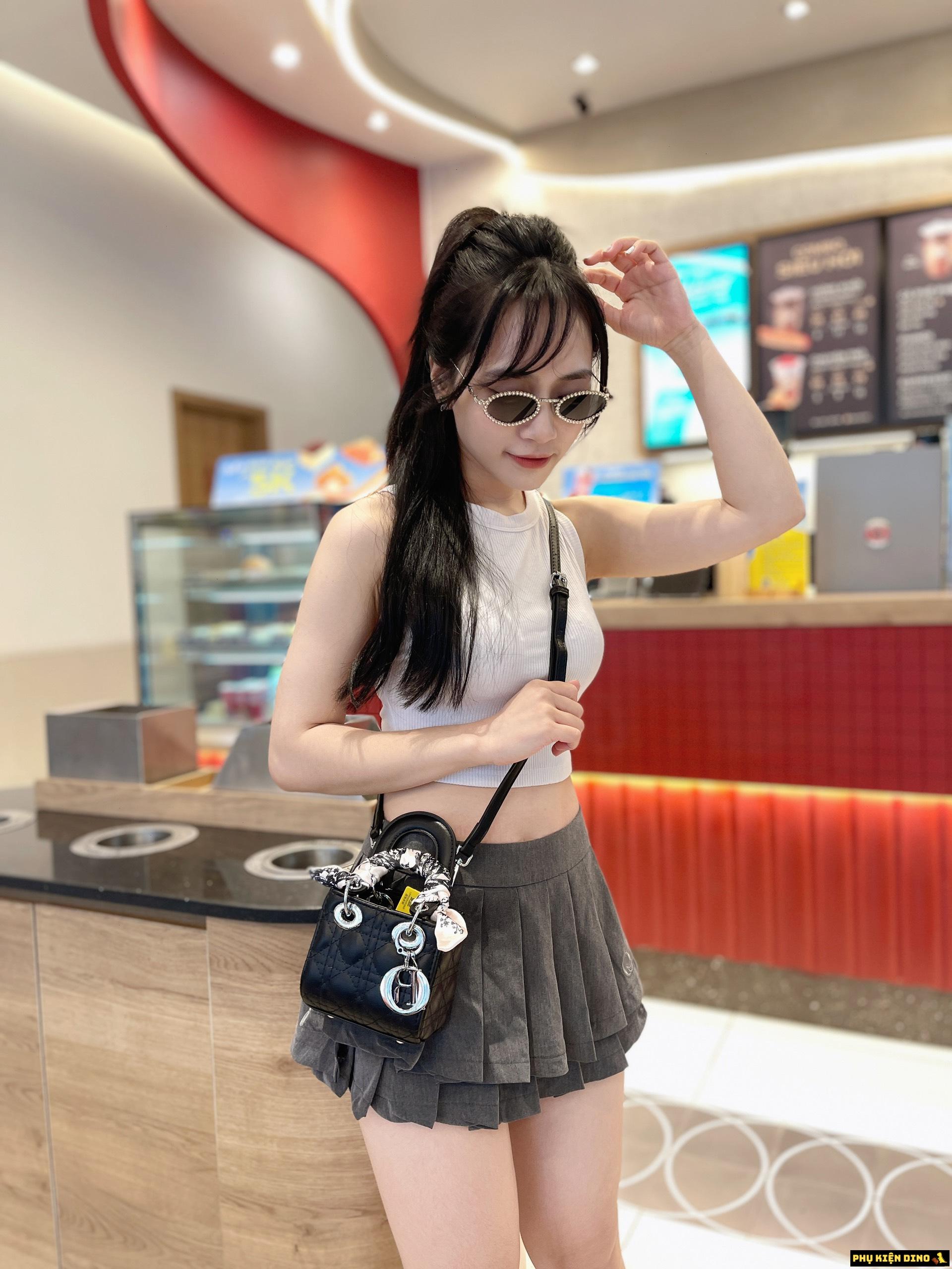 Túi Dior Mini Lady Kèm Khăn 4 Màu Trắng Đen Bạc Hồng Đất 6 v