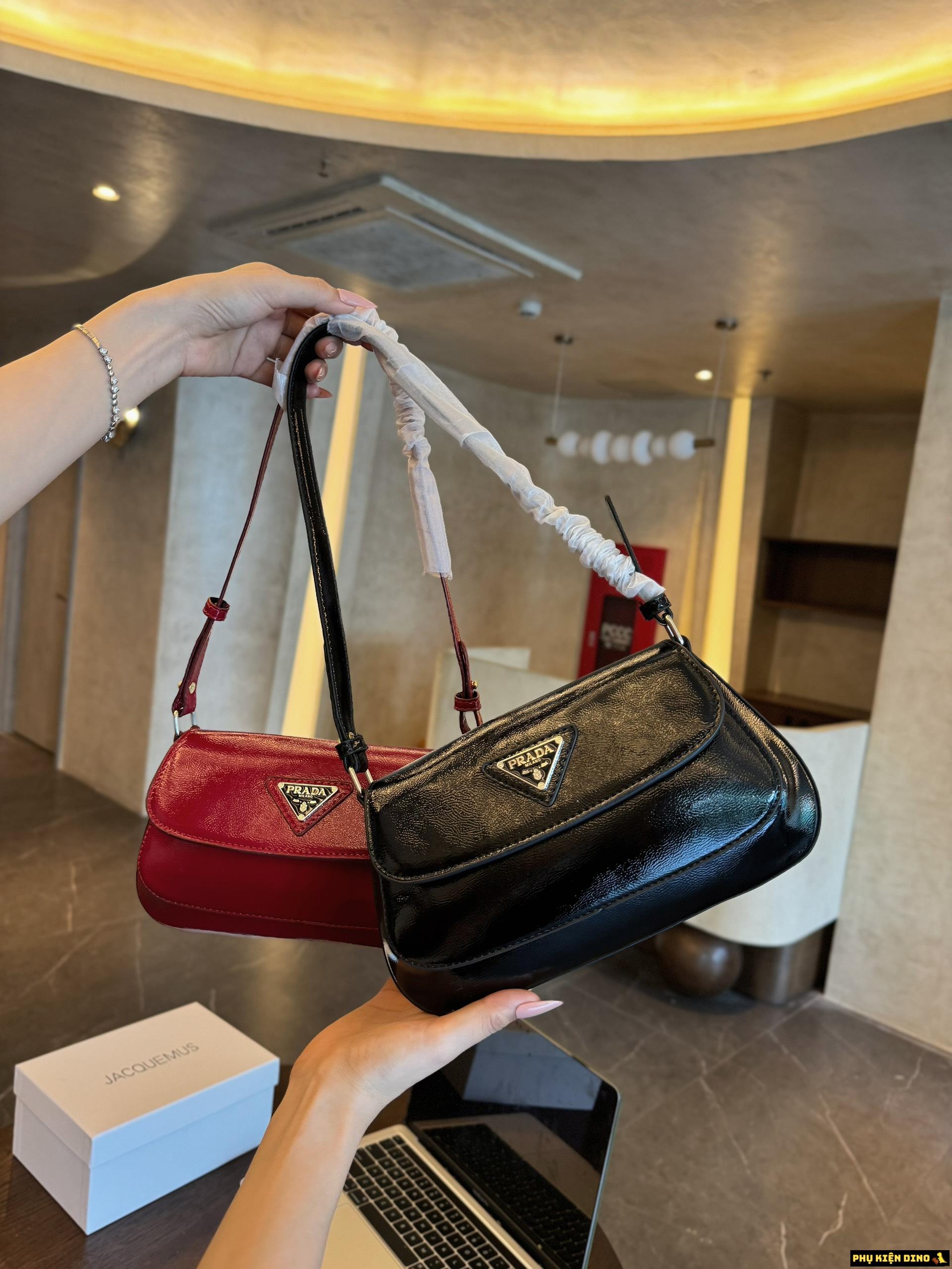 Túi Đeo Vai Prada Cleo Brushed Da Bóng 3 Màu Đen Trắng Đỏ 8 Túi Prada Dáng Bầu Màu Đen Đỏ Đô