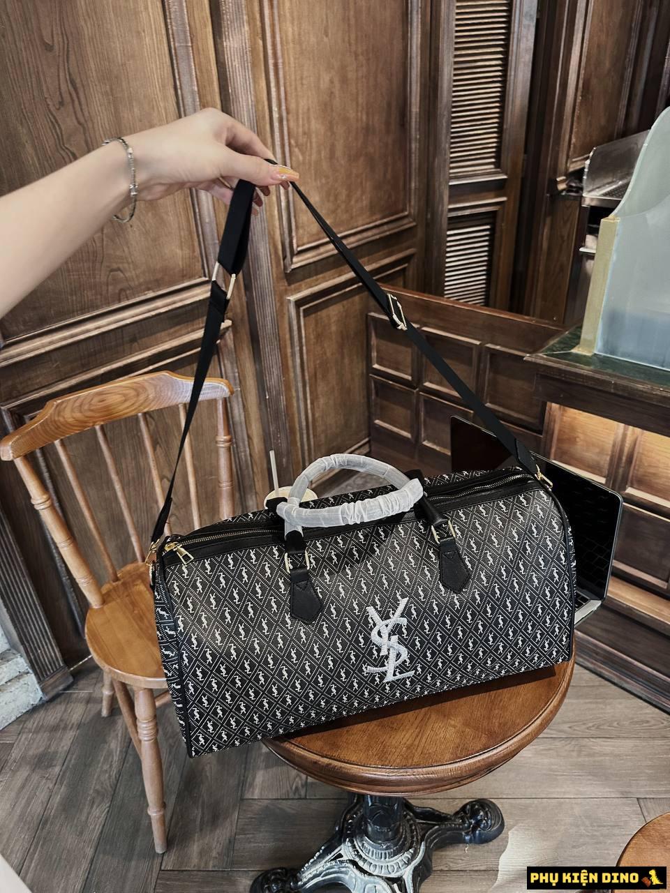 Túi Trống Du Lịch YSL Size To 50 Màu Đen Trắng 1 Túi Trống Du Lịch YSL Size To 50 Màu Đen Trắng