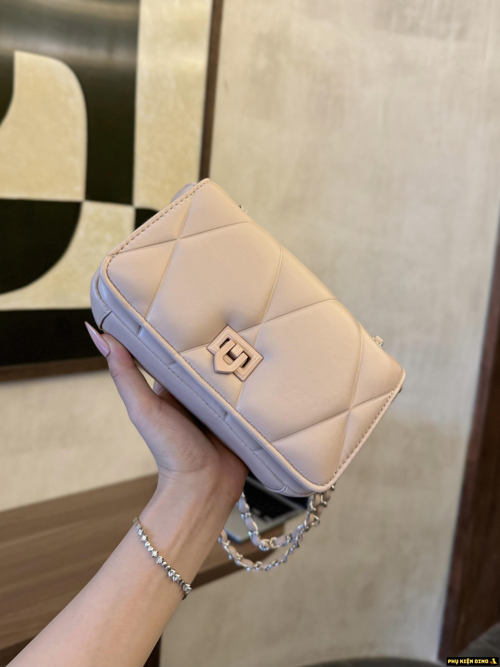 Túi Xách Nữ Charles & Keith CNK Da Mềm Size 20 8 Túi Xách CNK Màu Kem