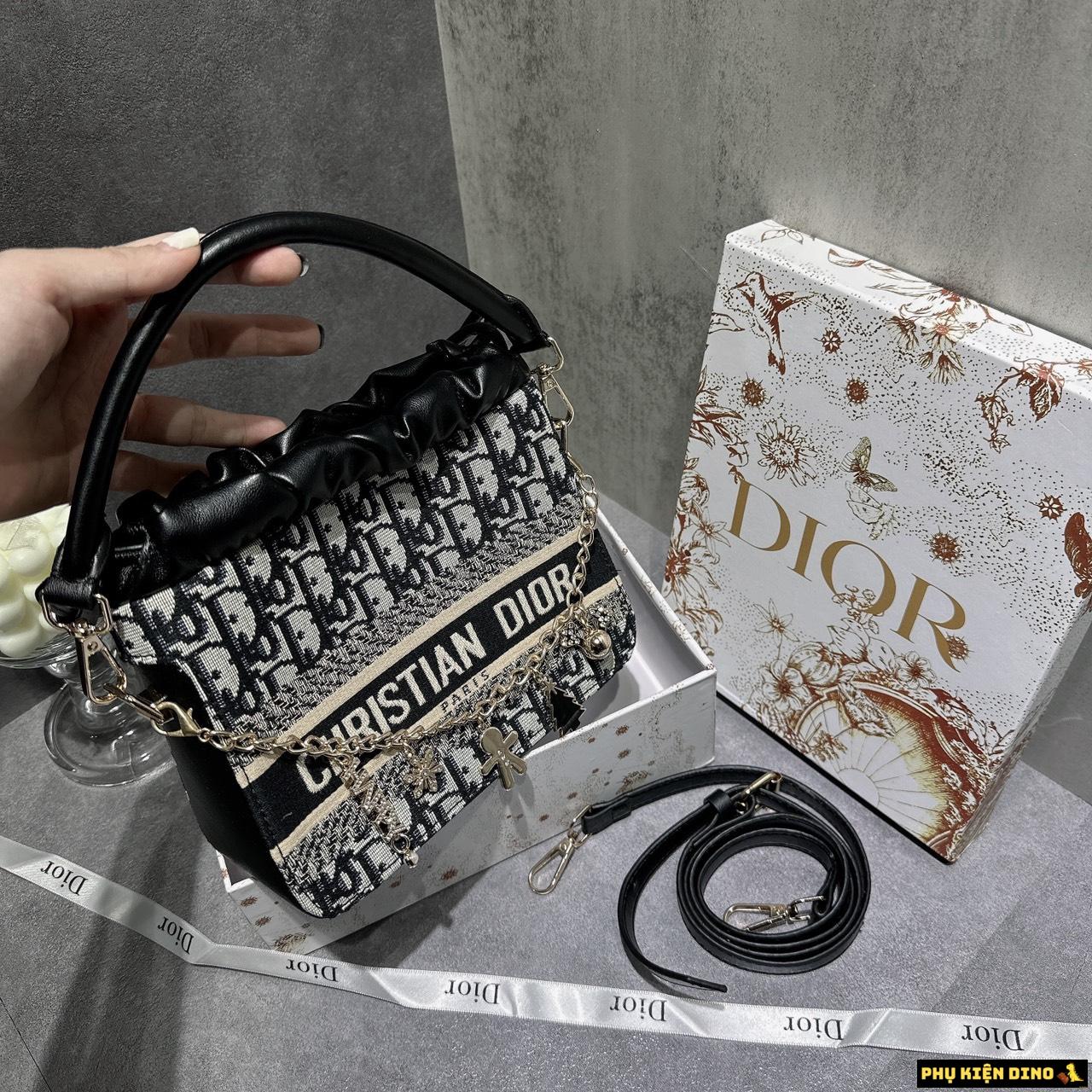 Túi Xách YSL Màu Trắng Kèm Dây Charm 7 Túi Xách Dior Họa Tiết Trắng Đen