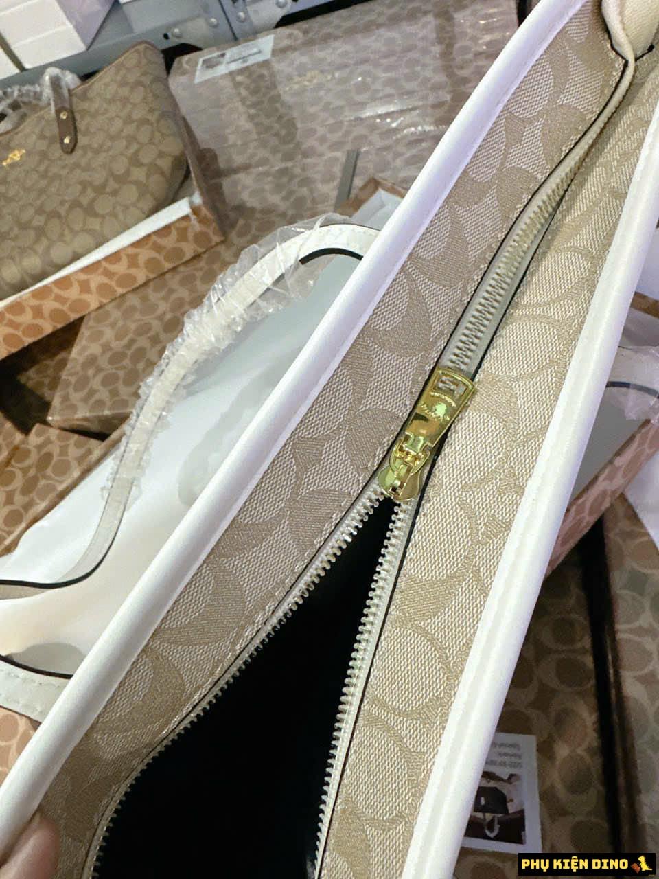 Túi Xách Nữ Công Sở Tote Coach New Year City 3 Màu 8 Túi Xách Nữ Công Sở Tote Coach