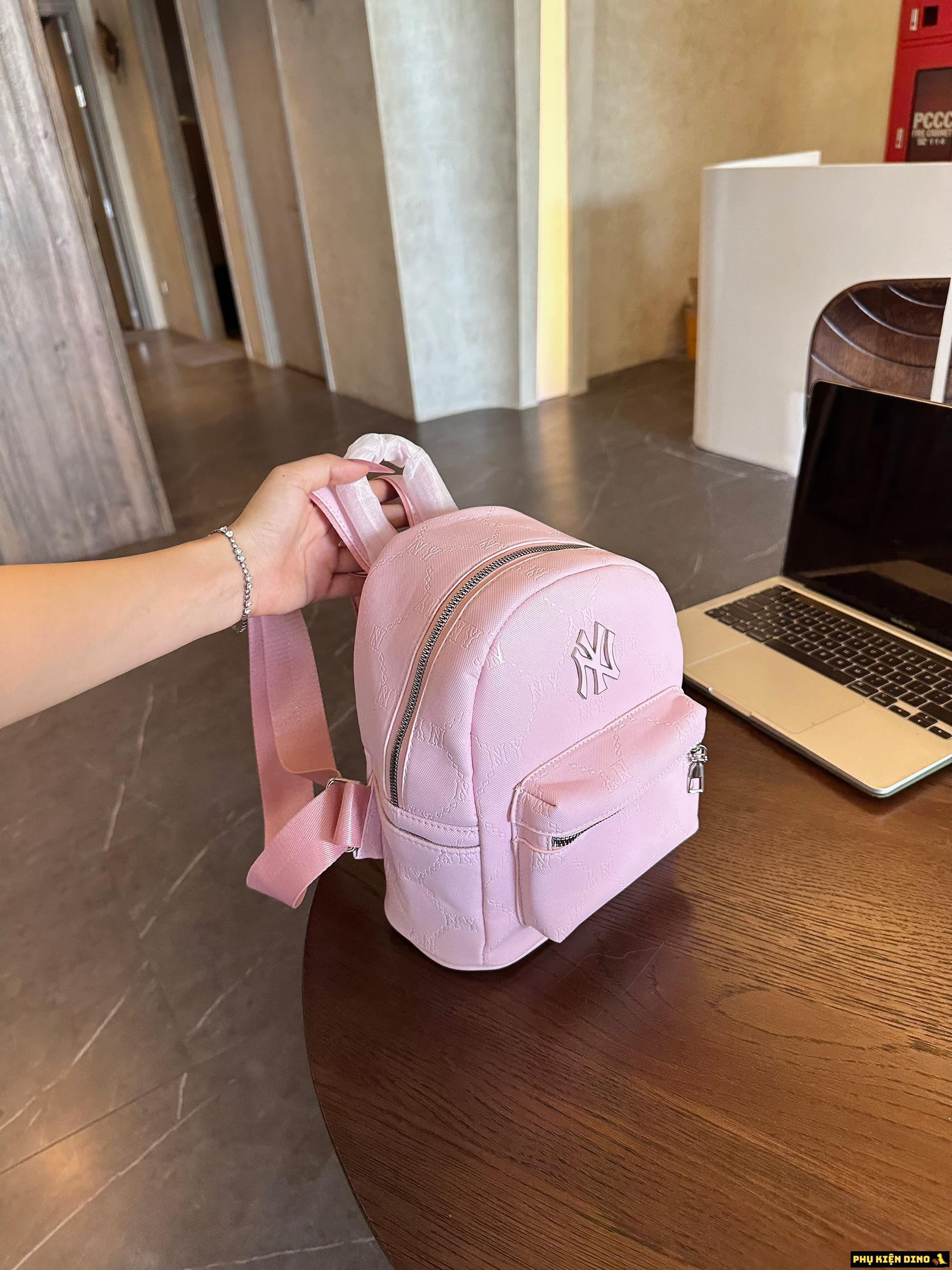Balo MLB Mini NY New York Yankees 3 Màu Hồng Đen Trắng 1 Balo MLB Mini Backpack New York Yankees 7ABKMD64N-50PKM Pink