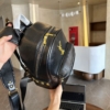 Balo YSL Màu Đen Size 25 Lót Nhung 15 Balo YSL Màu Đen Size 25 Lót Nhung Khóa Vàng