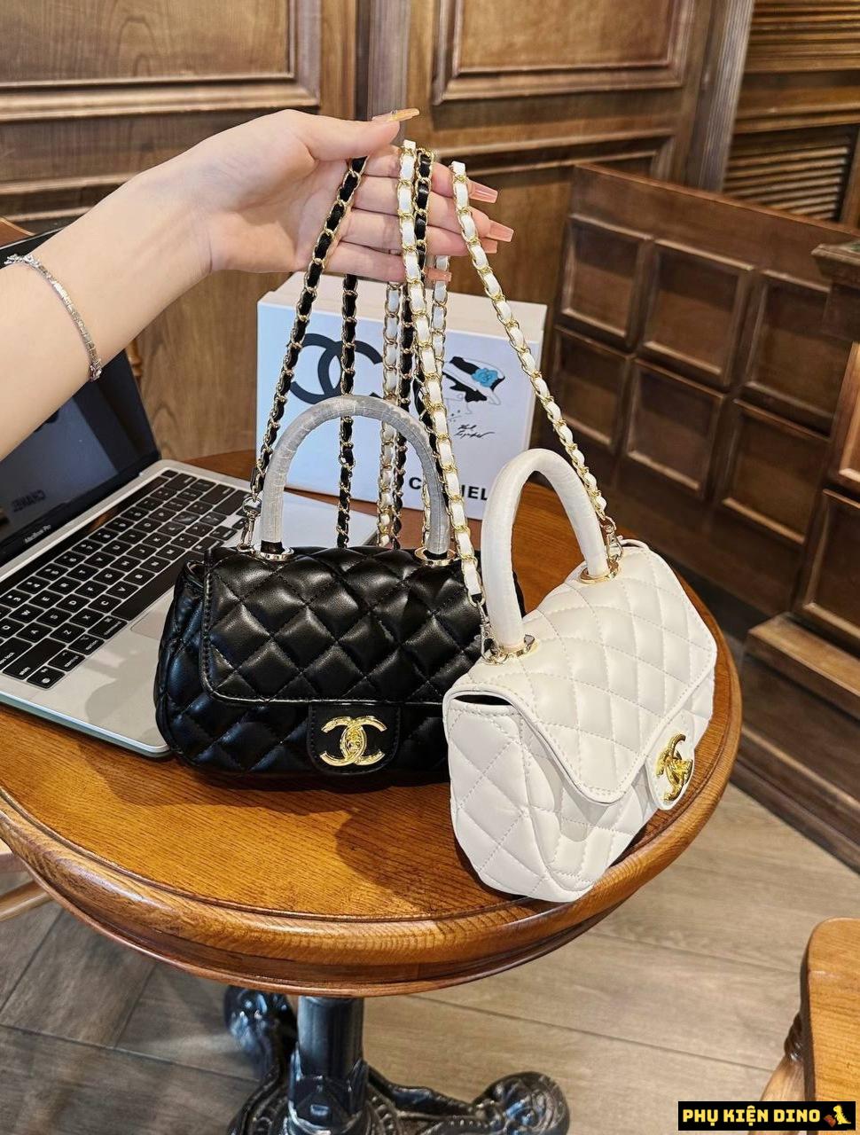 Túi Chanel Giỏ Dáng Bầu Size 19 Ô Trám Trắng Đen 1 Túi Chanel Giỏ Dáng Bầu Size 19 Ô Trám Trắng Đen Khóa Vàng