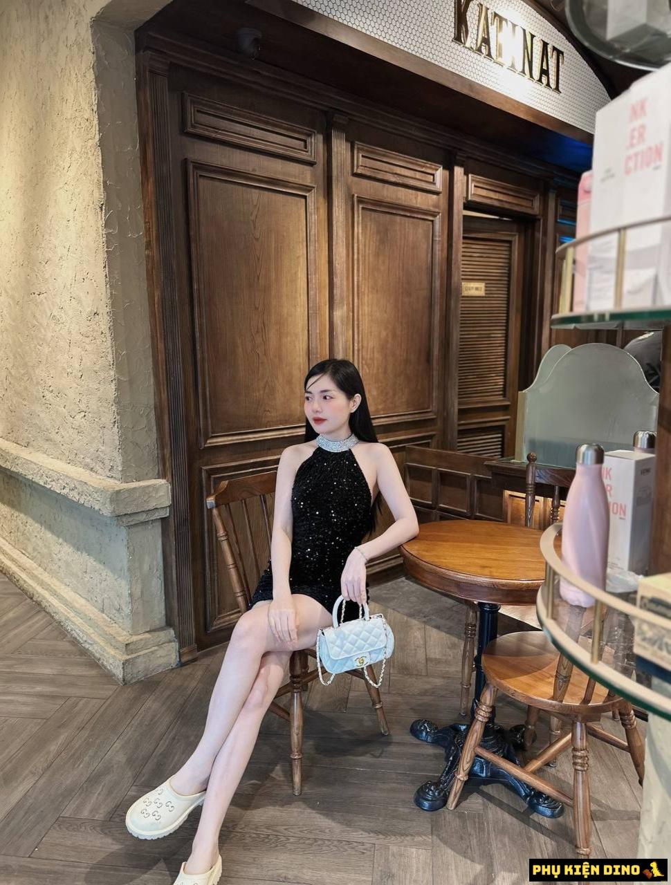 Túi Chanel Giỏ Dáng Bầu Size 19 Ô Trám Trắng Đen 8 Túi Chanel Giỏ Dáng Bầu Size 19 Ô Trám Trắng Đen