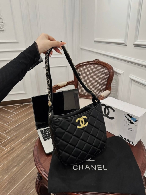 Túi Chanel Hobo Màu Đen 2 Xích
