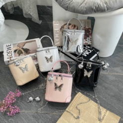 Túi Đeo Chéo Cốp Bướm 5 Màu Đen Trắng Kem Hồng Bạc