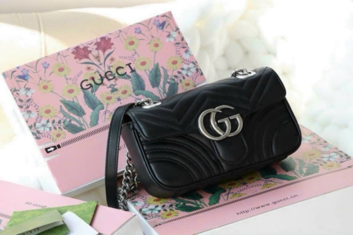 Túi Gucci GG Marmont Mini Bag Matelasse Đen Khóa Bạc