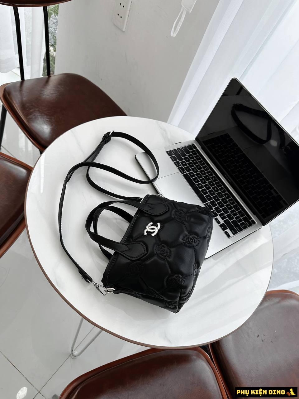 Túi Giỏ Xách Chanel Thêu Màu Đen Size 20 3 Túi Xách Nữ Chanel Màu Đen