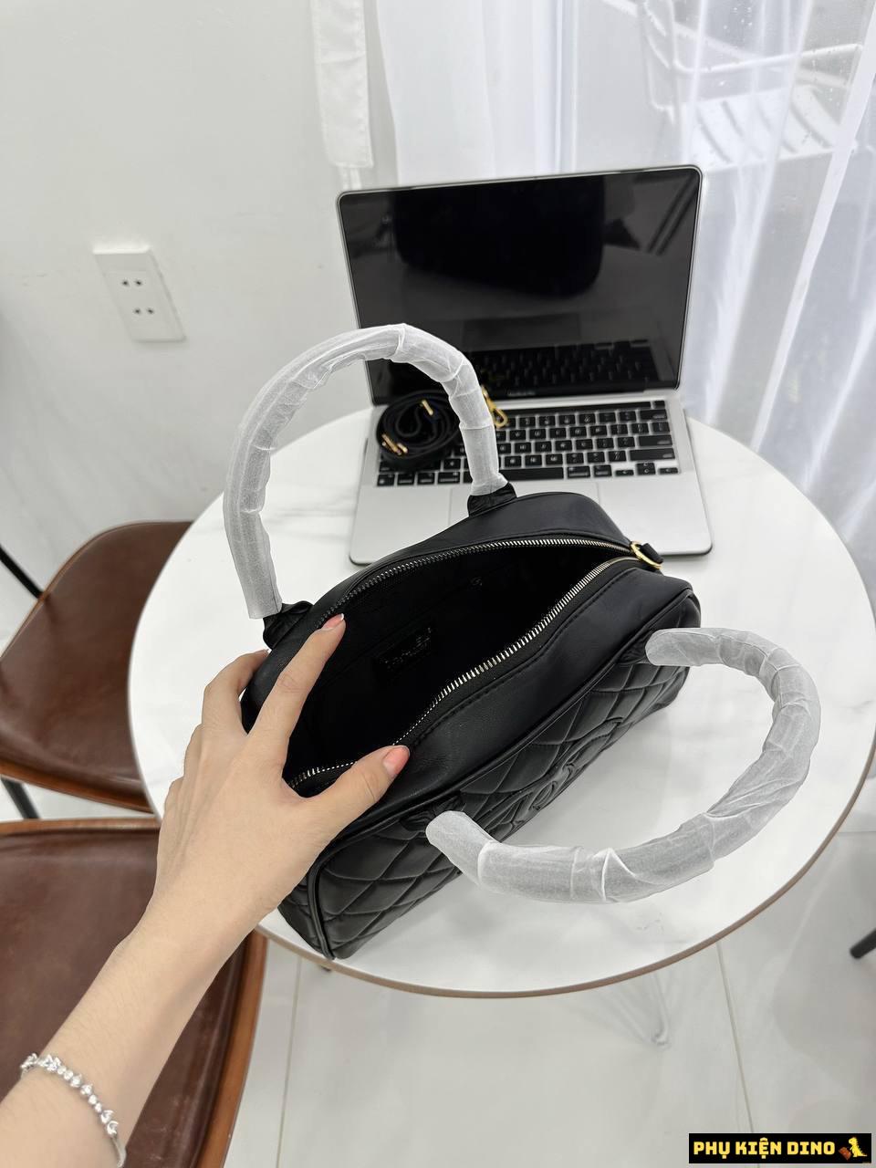 Túi Chanel CC Quilted Caviar Bowling Bag Black Size 23 10 Túi Chanel Black Ngang Bầu Size To