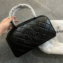 Túi Chanel Full Đen Dáng Trống Ngang Logo Chìm