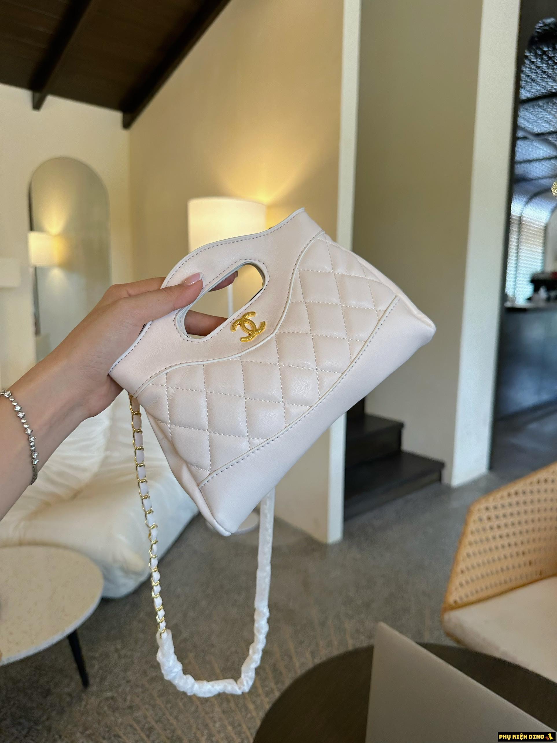 Túi Chanel Khóa Vàng Lambskin 3 màu Trắng Đen Kem Size 20 4 Túi Chanel Lambskin White