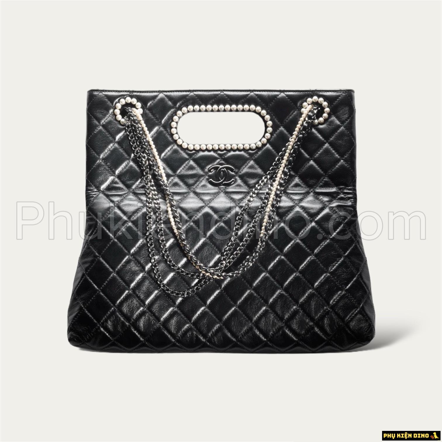 Túi Chanel Tote Lambskin Crystal Chuỗi Ngọc Size 27 Màu Trắng Đen 1 Túi Chanel Tote Lambskin Crystal Chuỗi Ngọc Size 27 Màu Trắng Đen Siêu cấp