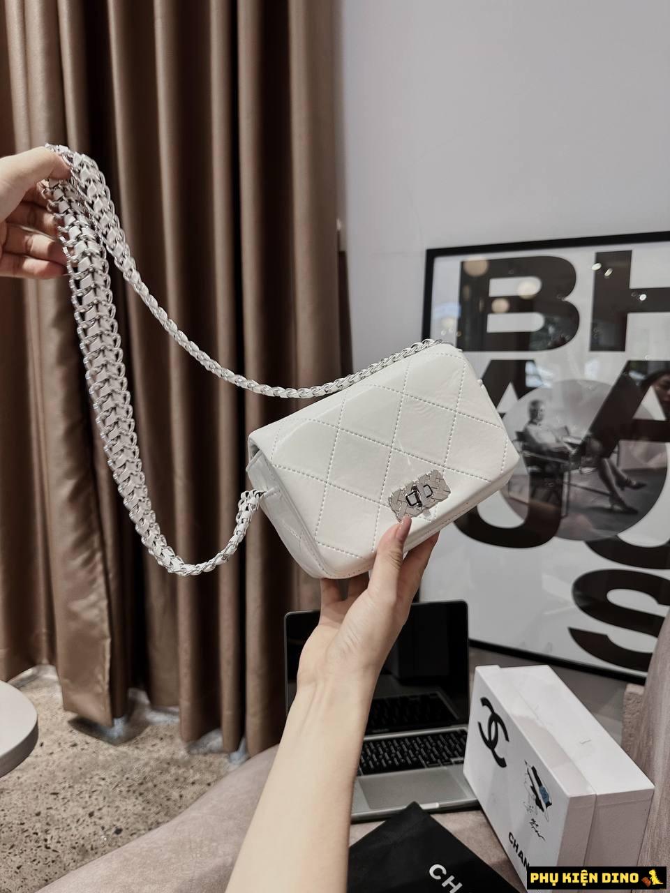 Túi Đeo Vai Ô Trám Màu Trắng Size 20 2 Túi Đeo Chéo Ô Trám Màu Trắng