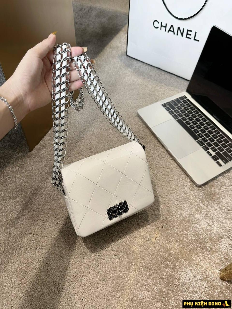 Túi Đeo Vai Ô Trám Màu Trắng Size 20 1 Túi Đeo Vai Ô Trám Màu Trắng Size 20 Da Thật