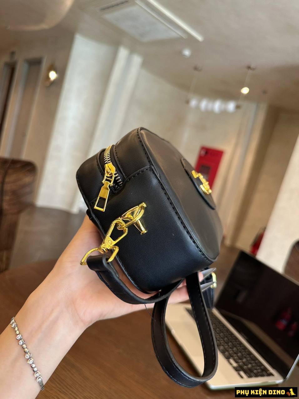 Túi Gucci Horsebit 1955 Pochette Leather Trắng Đen 760196 4 Túi Gucci Vuông Màu Đen