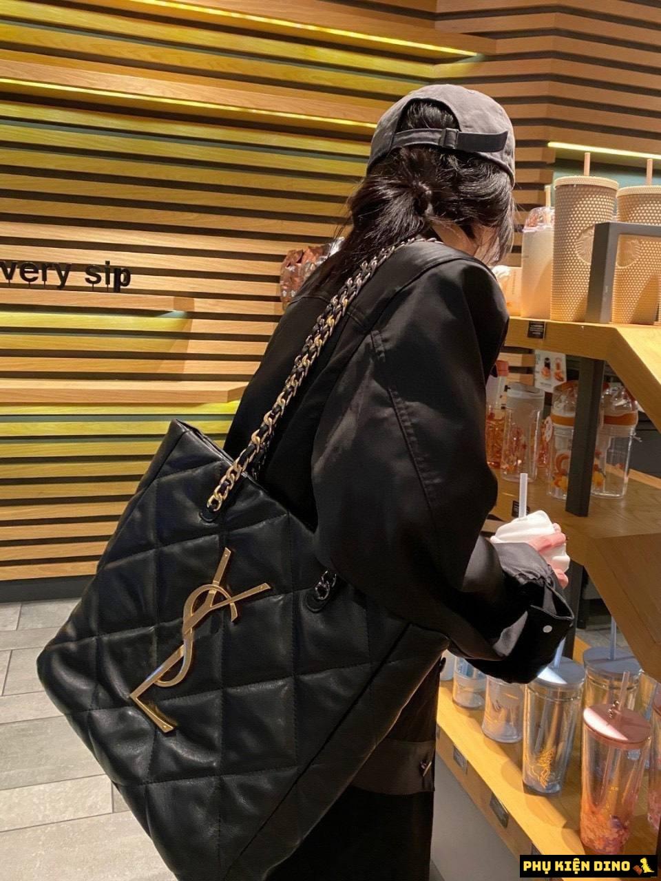 Túi Tote YSL Da Mềm Màu Đen Logo Vàng 7 Túi Tote YSL Da Mềm Màu Đen Logo Vàng