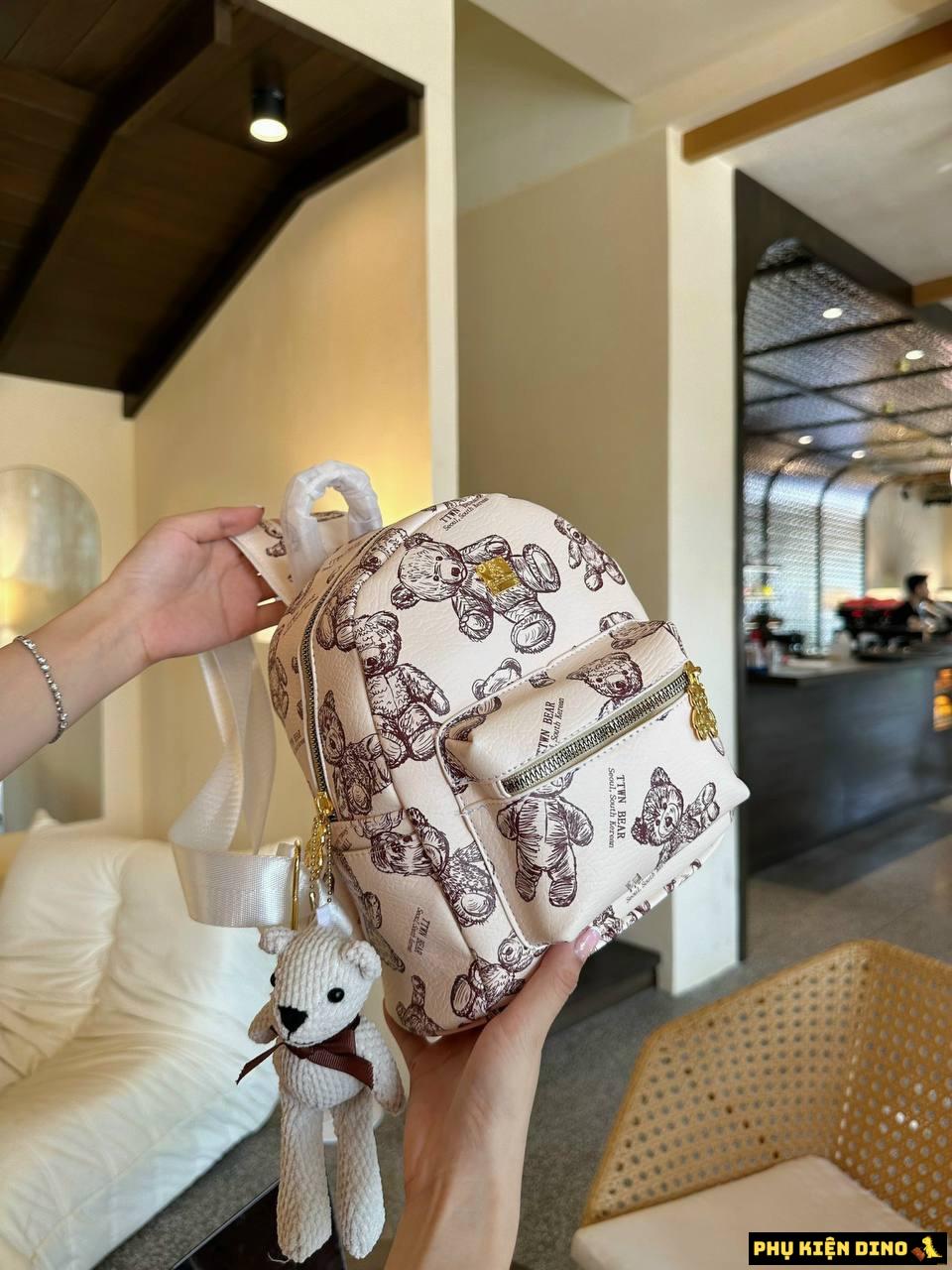 Balo Gấu Size 25 3 Màu Cam Hồng Kem Kèm Gấu 3 Balo Gấu Size 25 Màu Kem Kèm Gấu