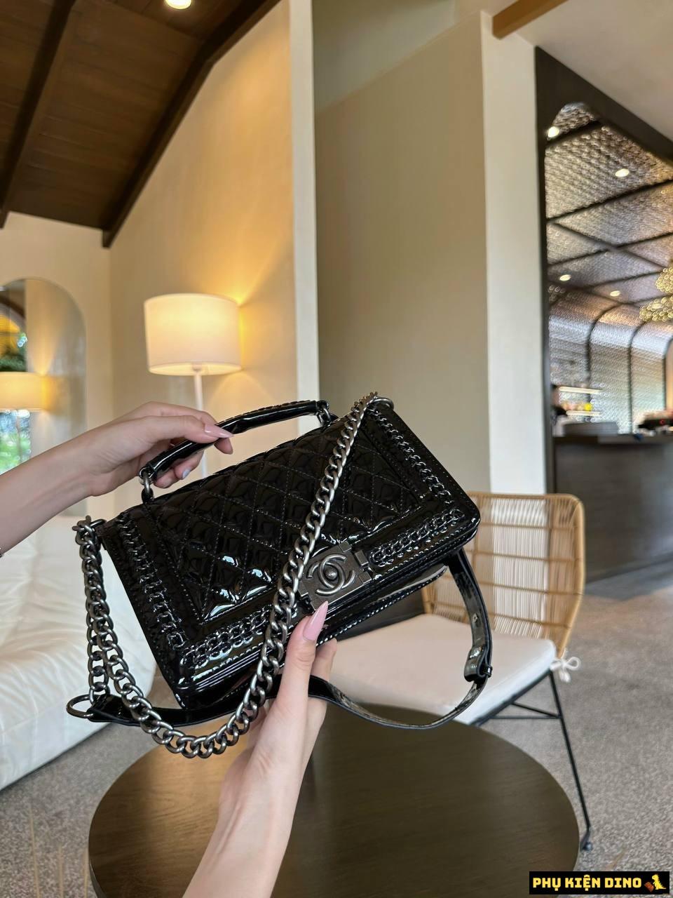 Túi Chanel Viền Xích Cao Cấp Size 22 3 Màu Đỏ Trắng Đen 8 Túi Chanel Viền Xích Cao Cấp Black