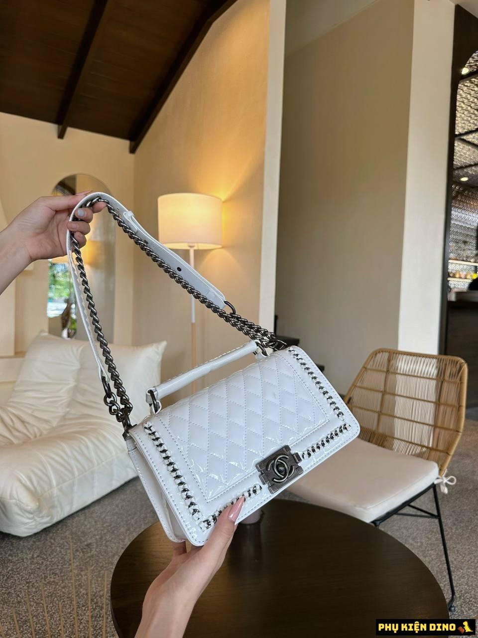 Túi Chanel Viền Xích Cao Cấp Size 22 3 Màu Đỏ Trắng Đen 3 Túi Chanel White Viền Xích Cao Cấp Size 22