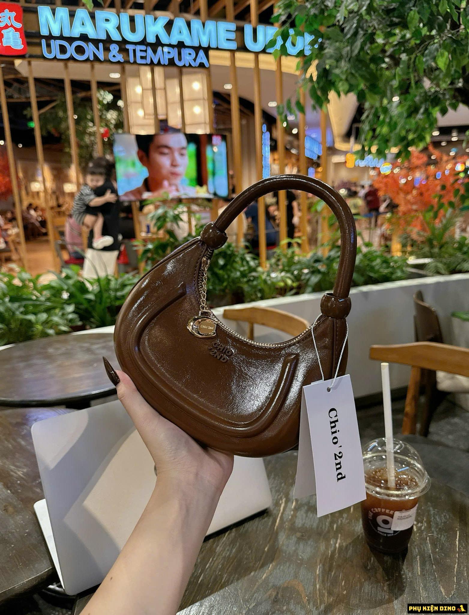 Túi Chio 2nd Dáng Tròn Bầu 4 Màu Đỏ Bạc Kem Nâu 7 Túi Chio 2nd Dáng Tròn Bầu màu Nâu