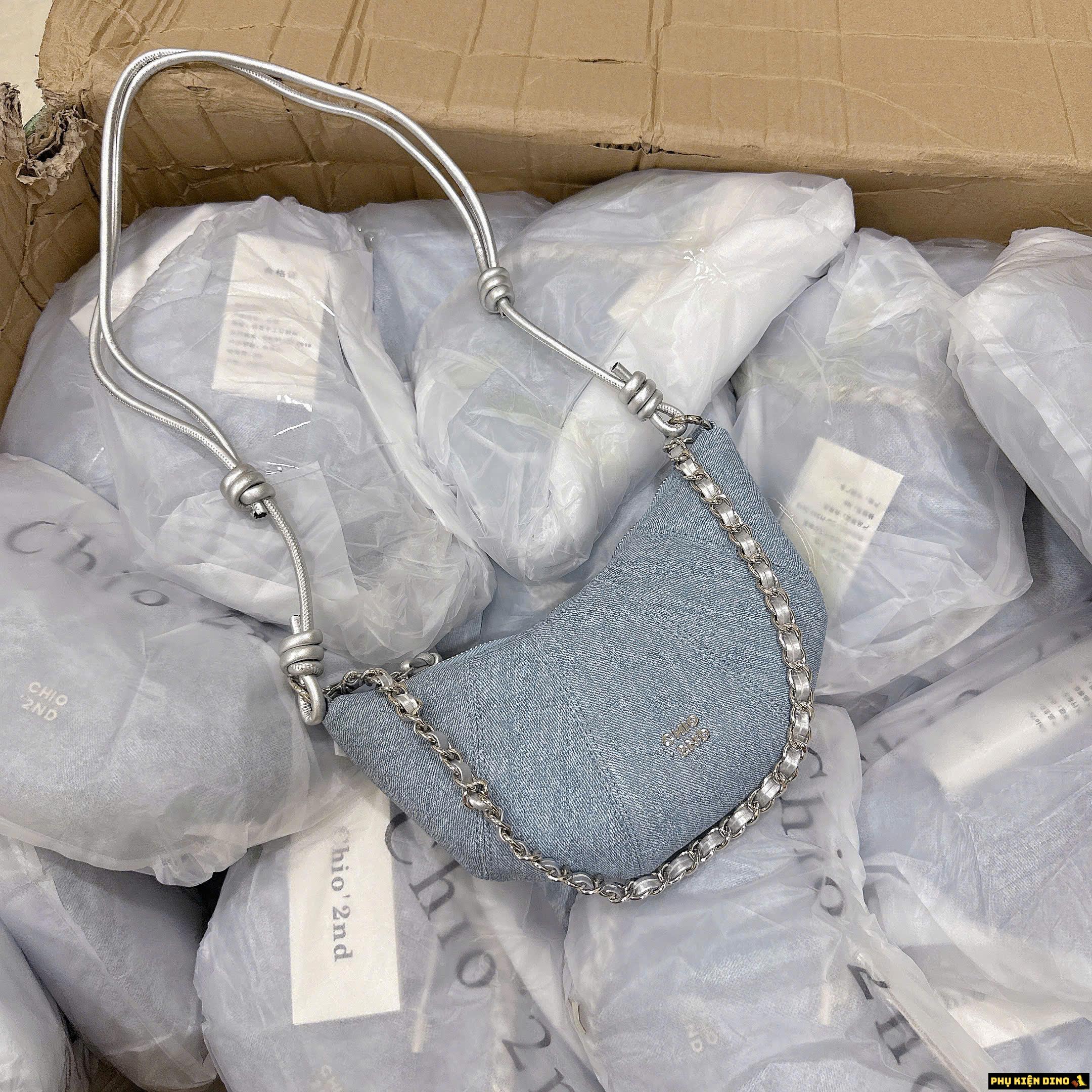 Túi Chio Denim Dáng Sò Quai Bạc 5 Túi Chio Denim Dáng Sò Size 21