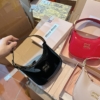 Túi MiuMiu 3 Màu Đỏ Trắng Đen Fullbox 10 Túi Miu Miu Màu Đen Bóng Fullbox