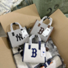 Túi MLB Basic Tote Canvas 3 Mẫu Chữ B NY 10 Túi MLB Tote Basic Tote Canvas 3 Mẫu Chữ B NY Rẻ Đẹp