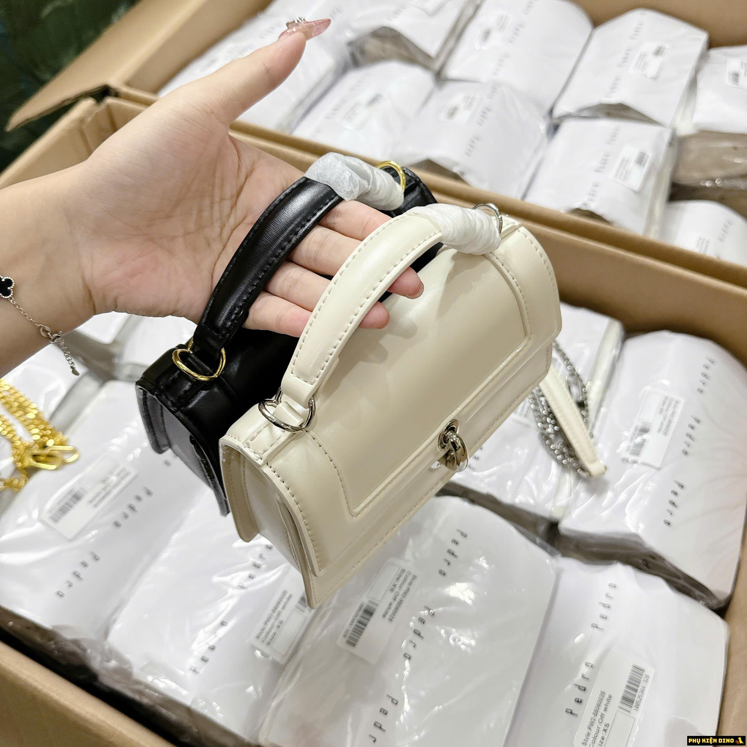 Túi Pedro Dáng Ngang Màu Đen Trắng Kem 9 Túi Pedro Dáng Ngang Kèm Dây Đeo
