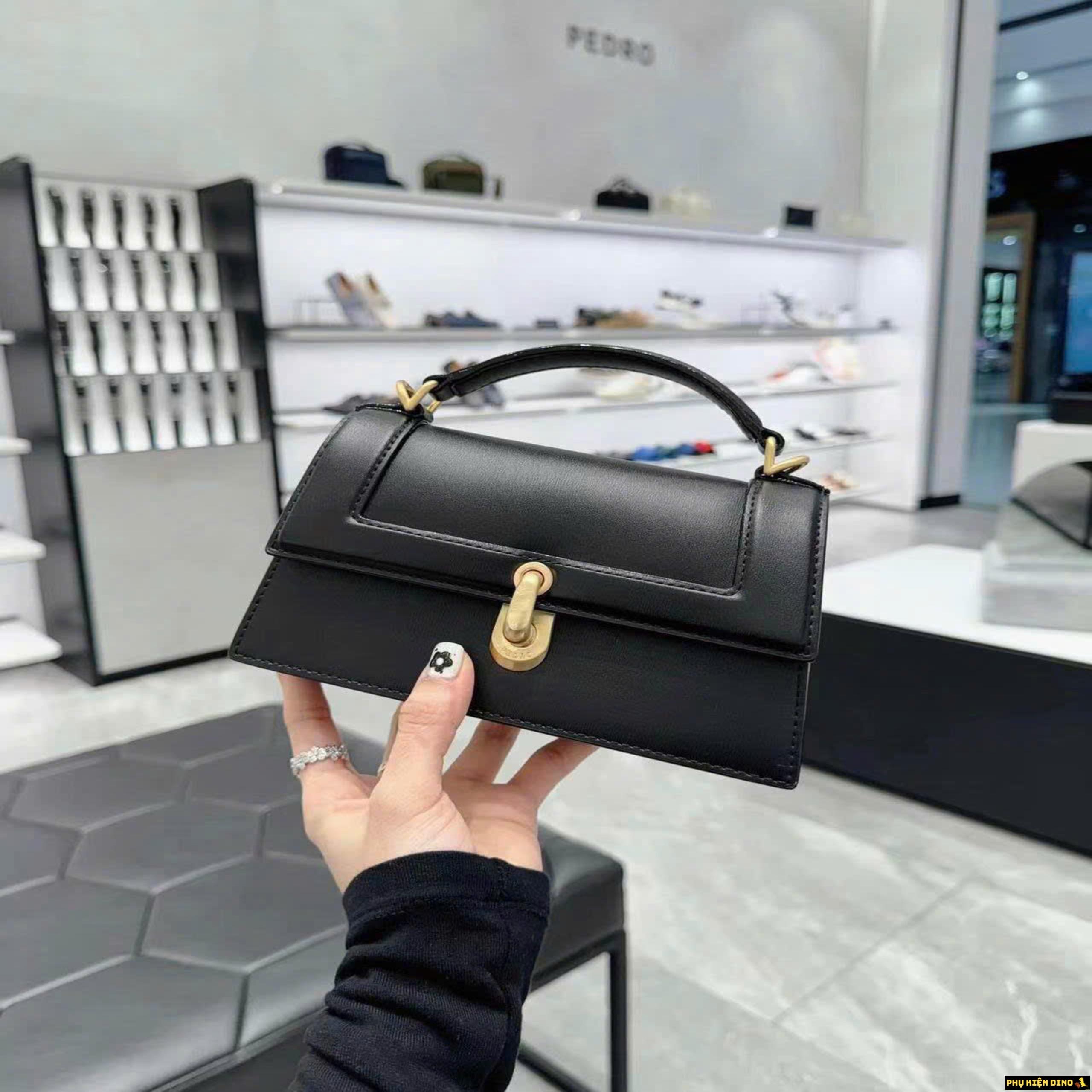 Túi Pedro Dáng Ngang Màu Đen Trắng Kem 7 Túi Pedro Dáng Ngang Màu Đen