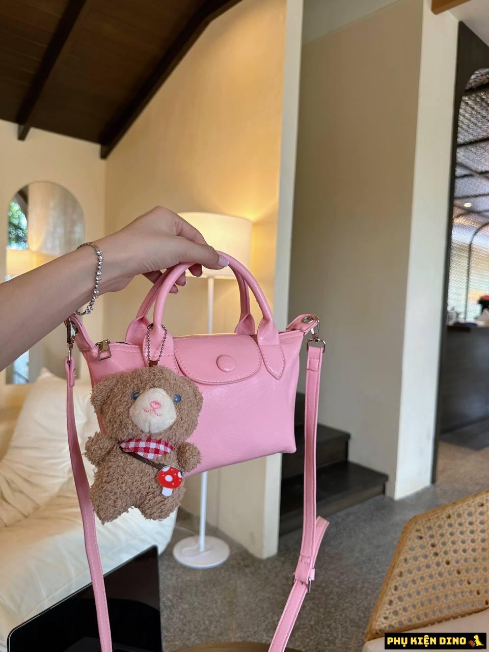 Túi Xách Quai Giỏ Màu Hồng Trắng Đen Size 19 Kèm Gấu 3 Túi Xách 2 Quai Màu Hồng Kèm Gấu