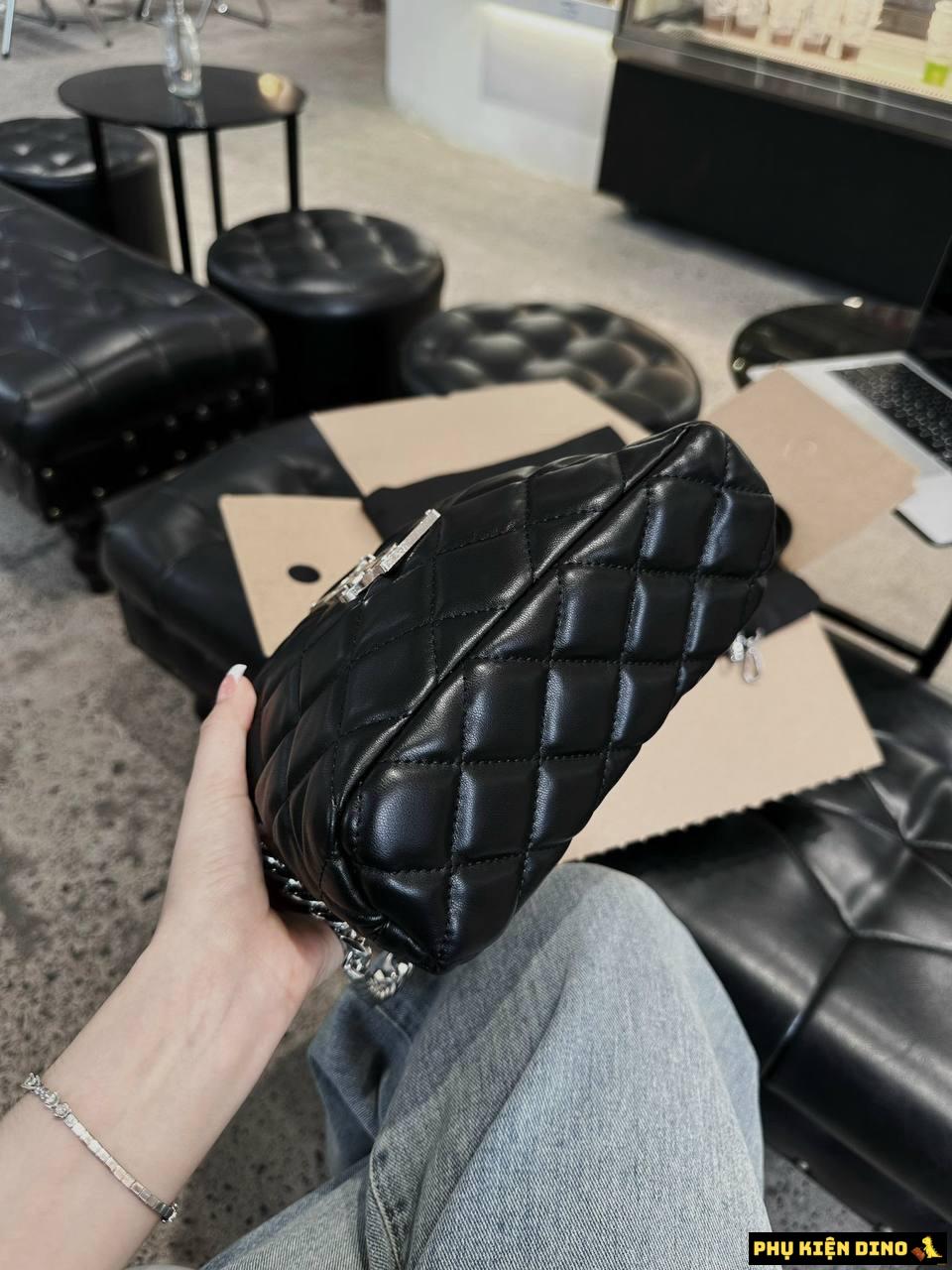 Túi YSL Dáng Bầu Size 21 Hai Màu Trắng Đen Khóa Bạc 5 Túi YSL Màu Đen