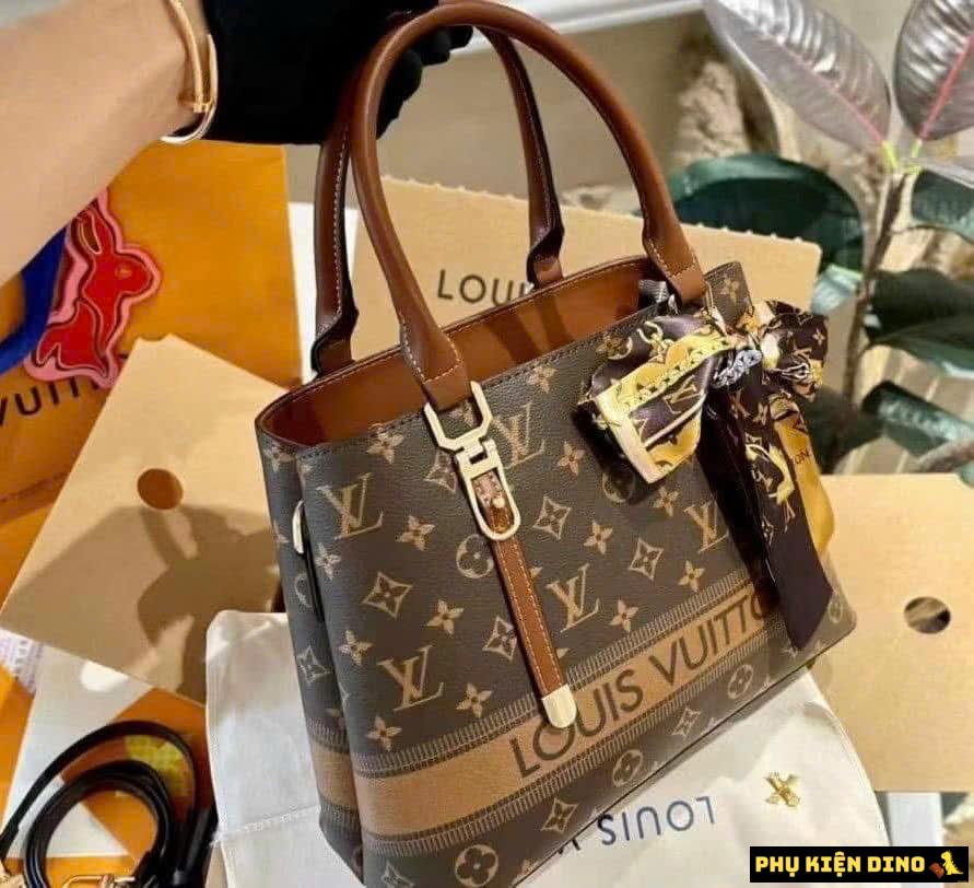 Túi Louis Vuitton LV Hai Quai Màu Nâu Và Vàng Nâu 2 Túi Louis Vuitton LV Hai Quai Màu Nâu