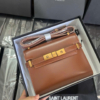 Túi YSL Saint Laurent Leather Manhattan Mini Crossbody Bag Size 19 22 Túi YSL Saint Laurent Leather Manhattan Mini Crossbody Bag Size 19 Brown